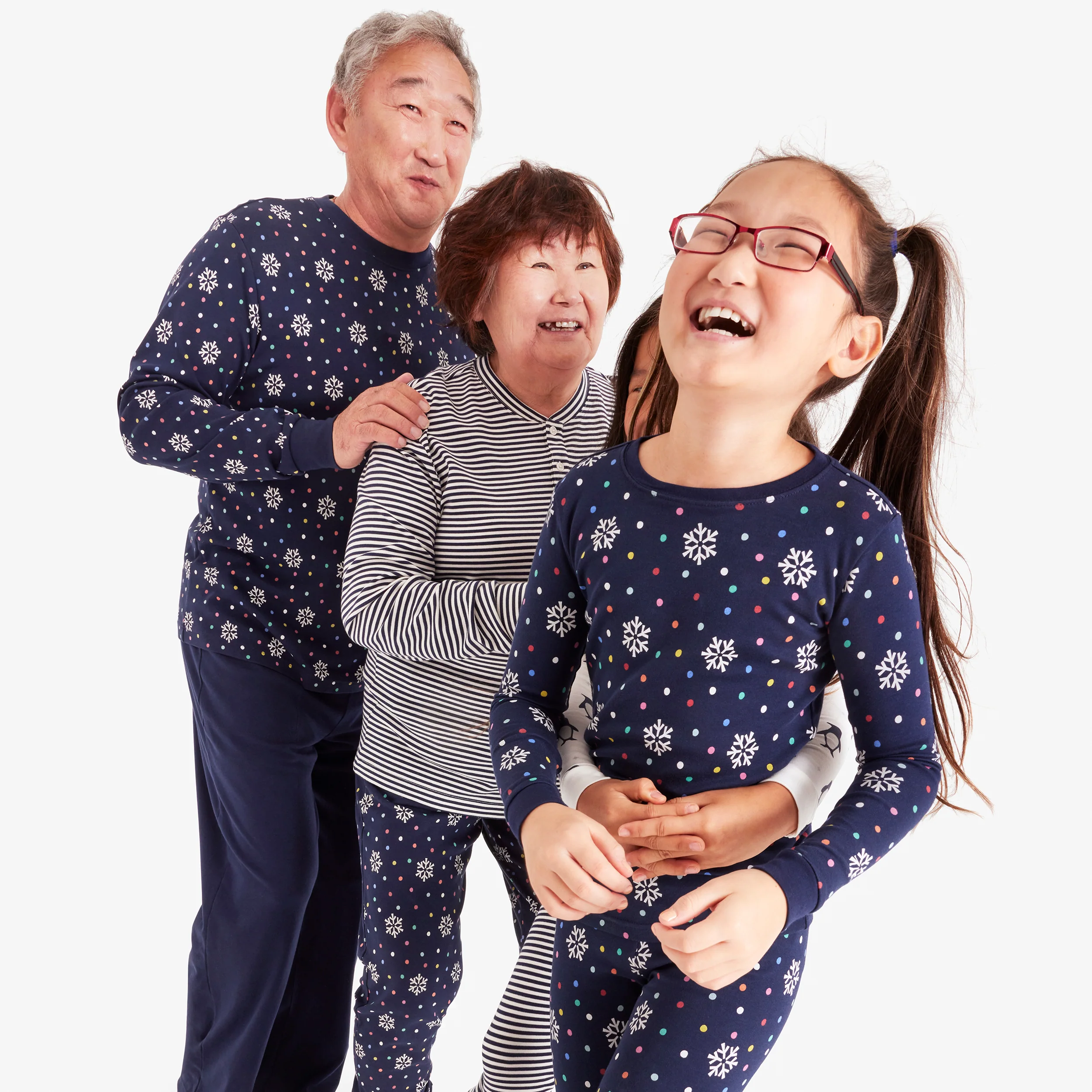 13777-kids-organic-long-sleeve-pj-top-in-rainbow-snow-day-1.webp