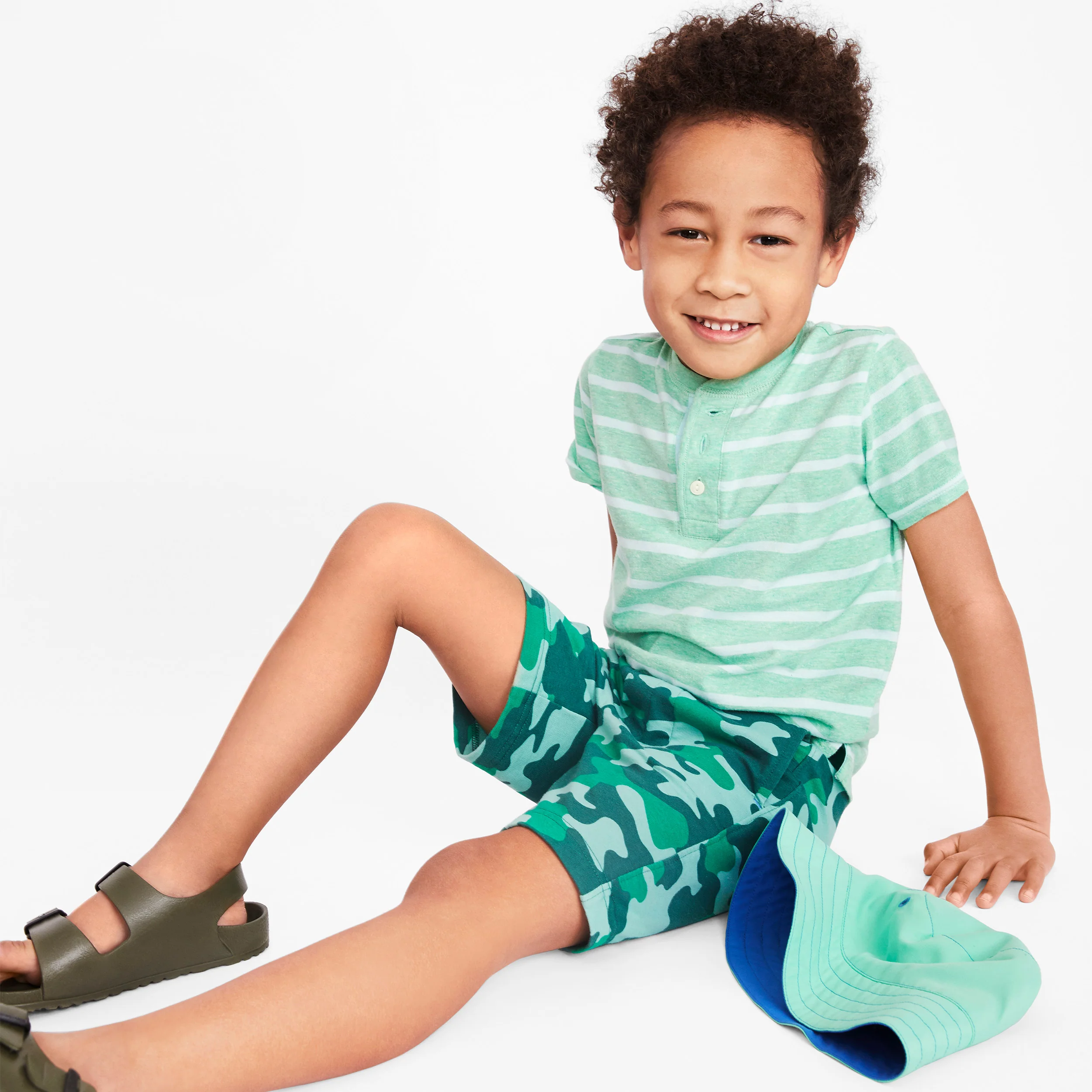 14672-kids-gym-short-in-camo-1.jpg