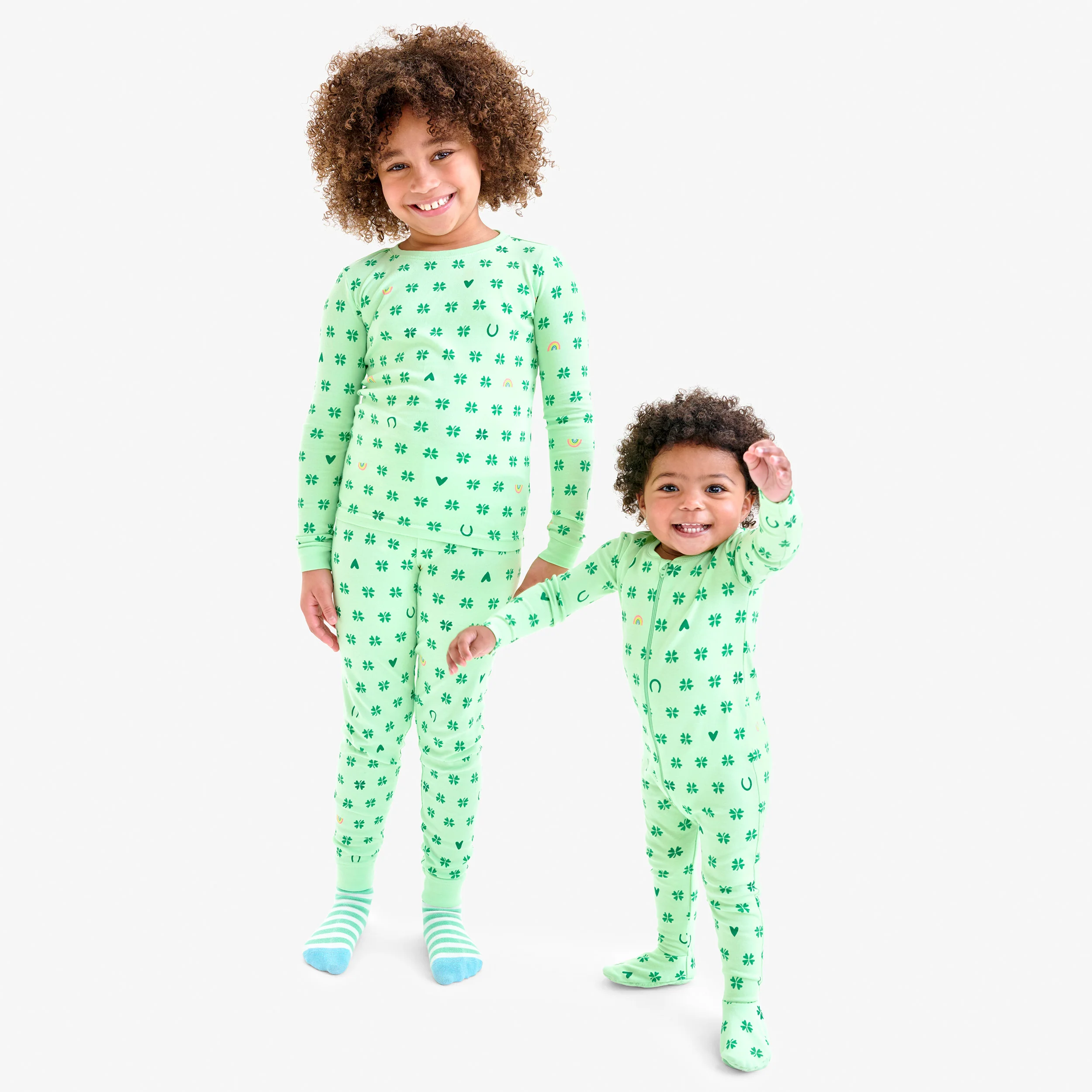 17450-kids-organic-pj-set-in-good-luck-charms-1.webp