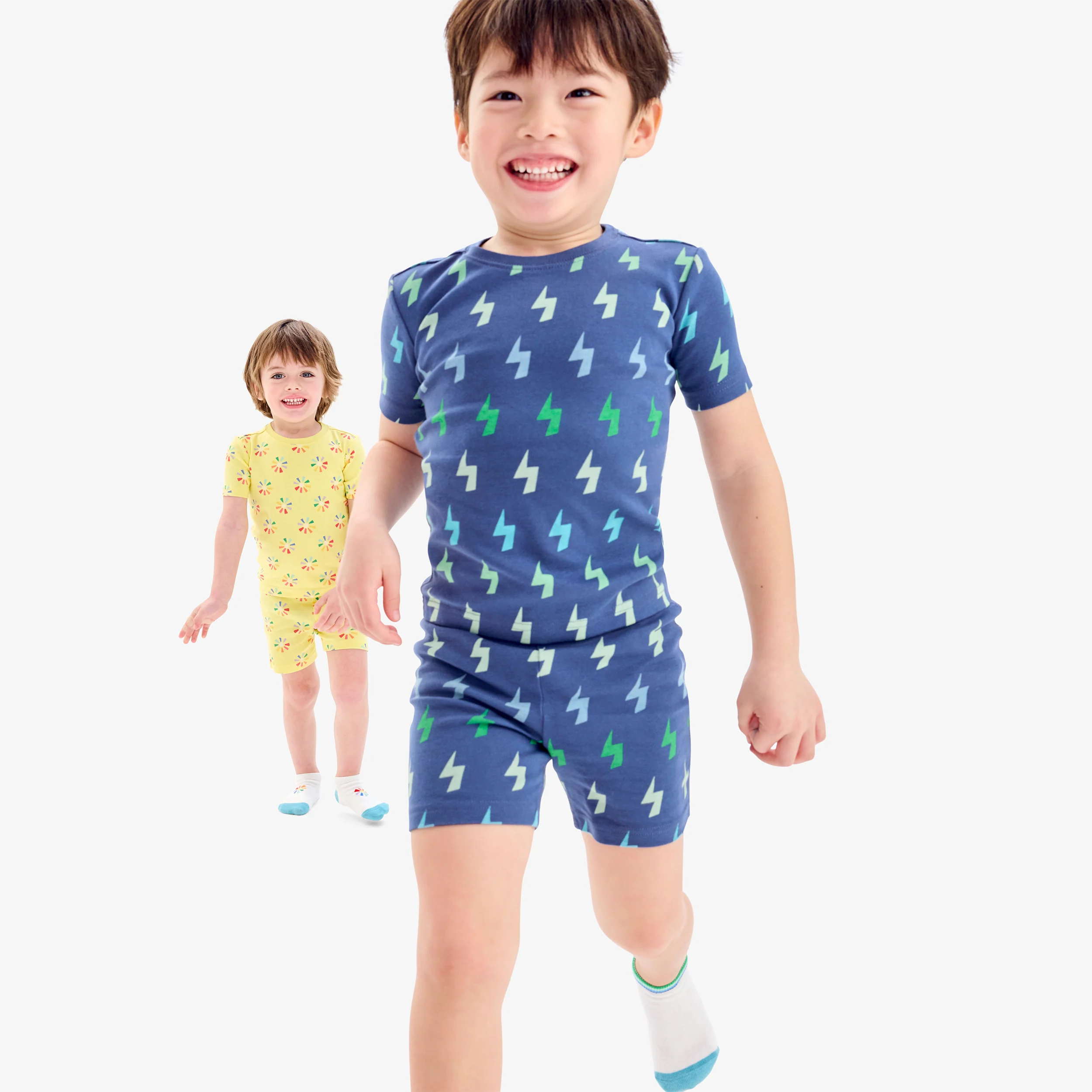 18548-kids-organic-short-sleeve-pj-top-in-bolts-1.webp