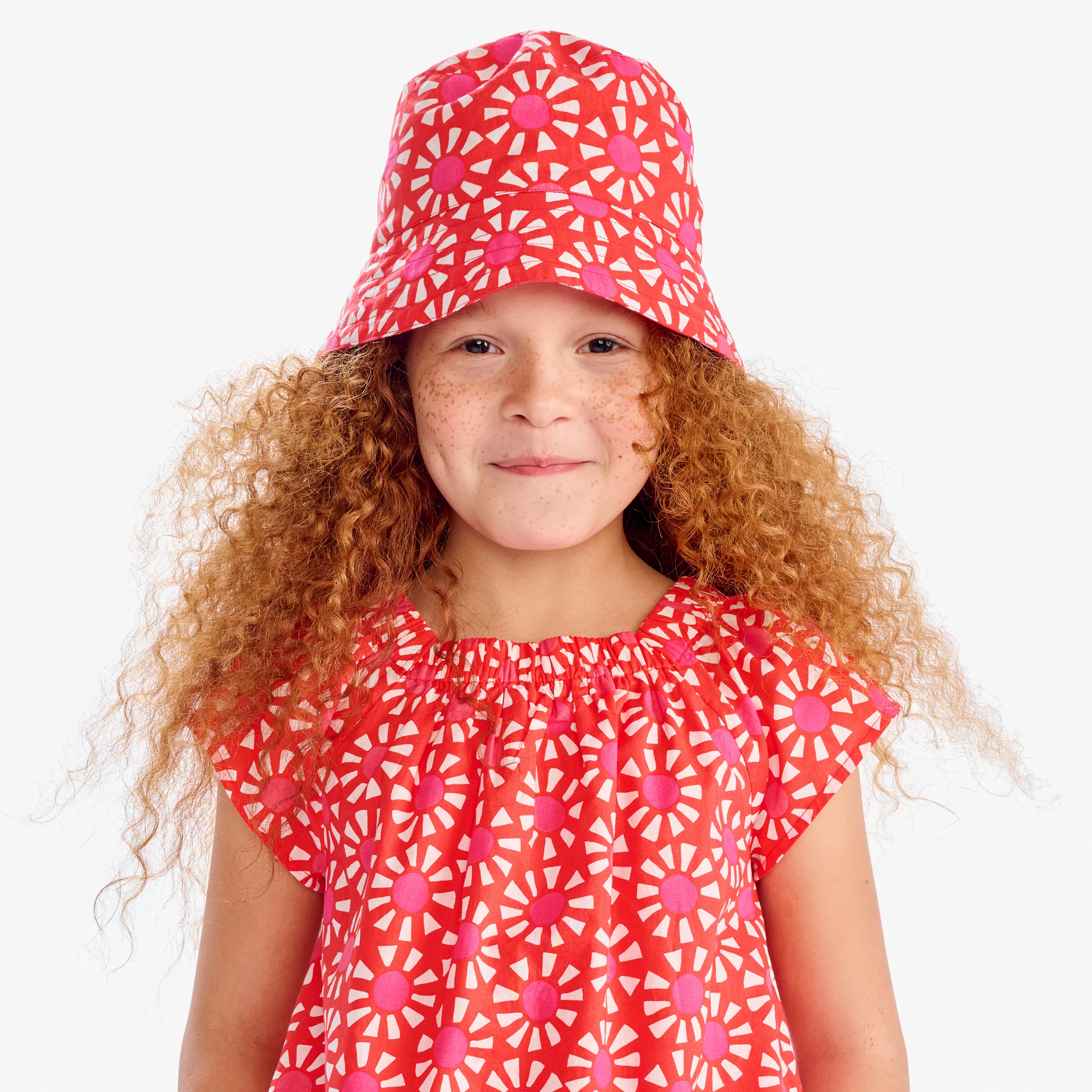 20124-kids-bucket-hat-in-cutout-suns-1.webp