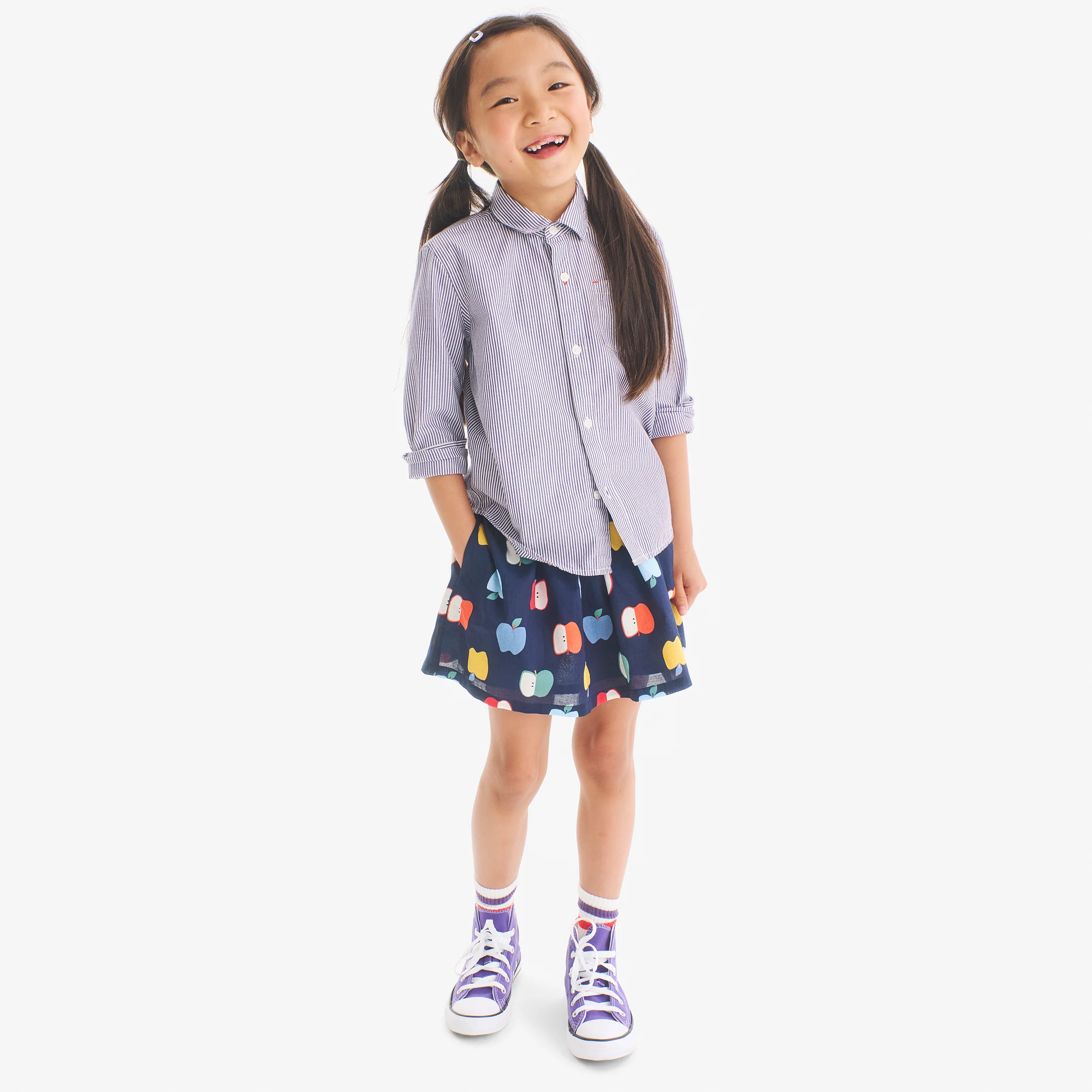 Kids pull-on pocket skirt in rainbow apples