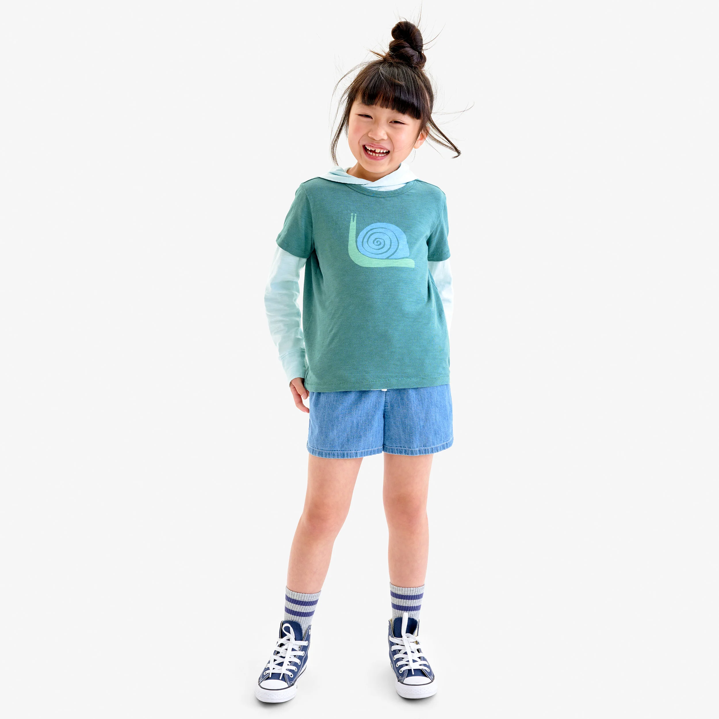 8201-kids-chambray-beach-short-1.webp