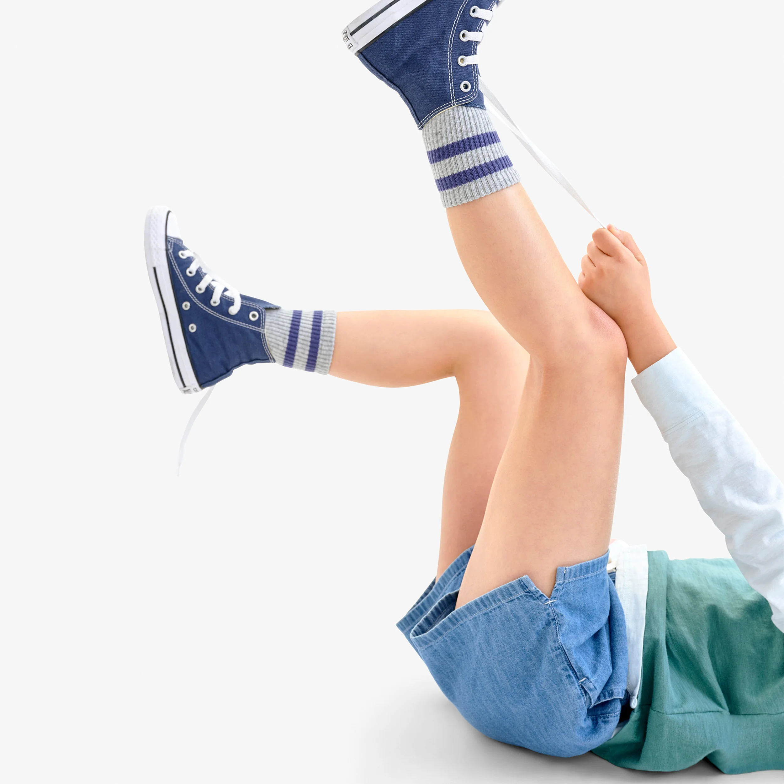 8201-kids-chambray-beach-short-1.webp